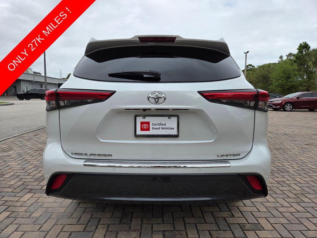 used 2023 Toyota Highlander car, priced at $38,997