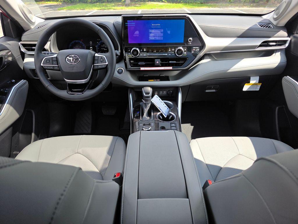 new 2026 Toyota Highlander car, priced at $55,059