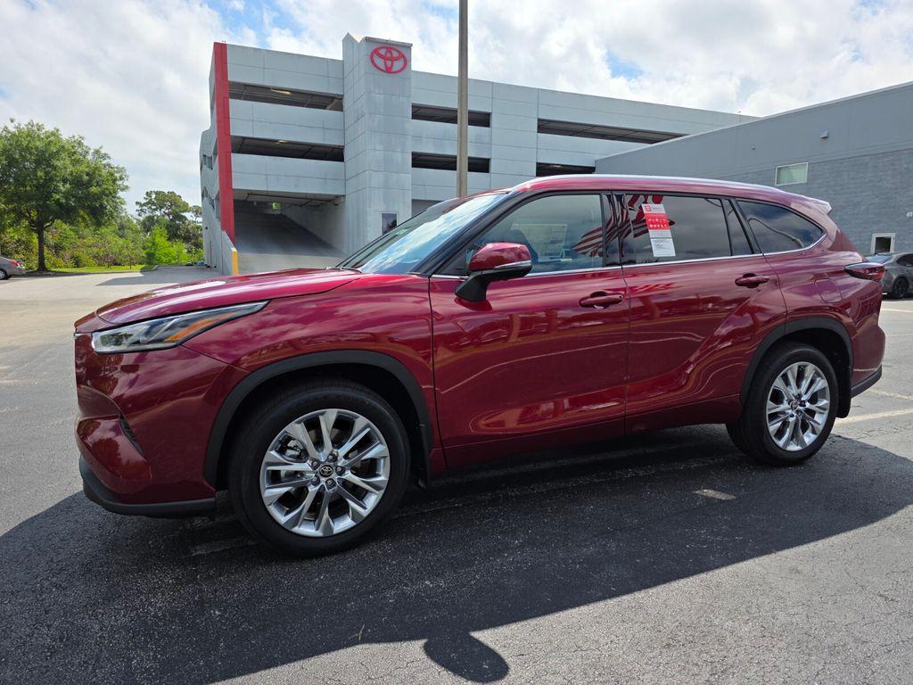new 2026 Toyota Highlander car, priced at $55,059