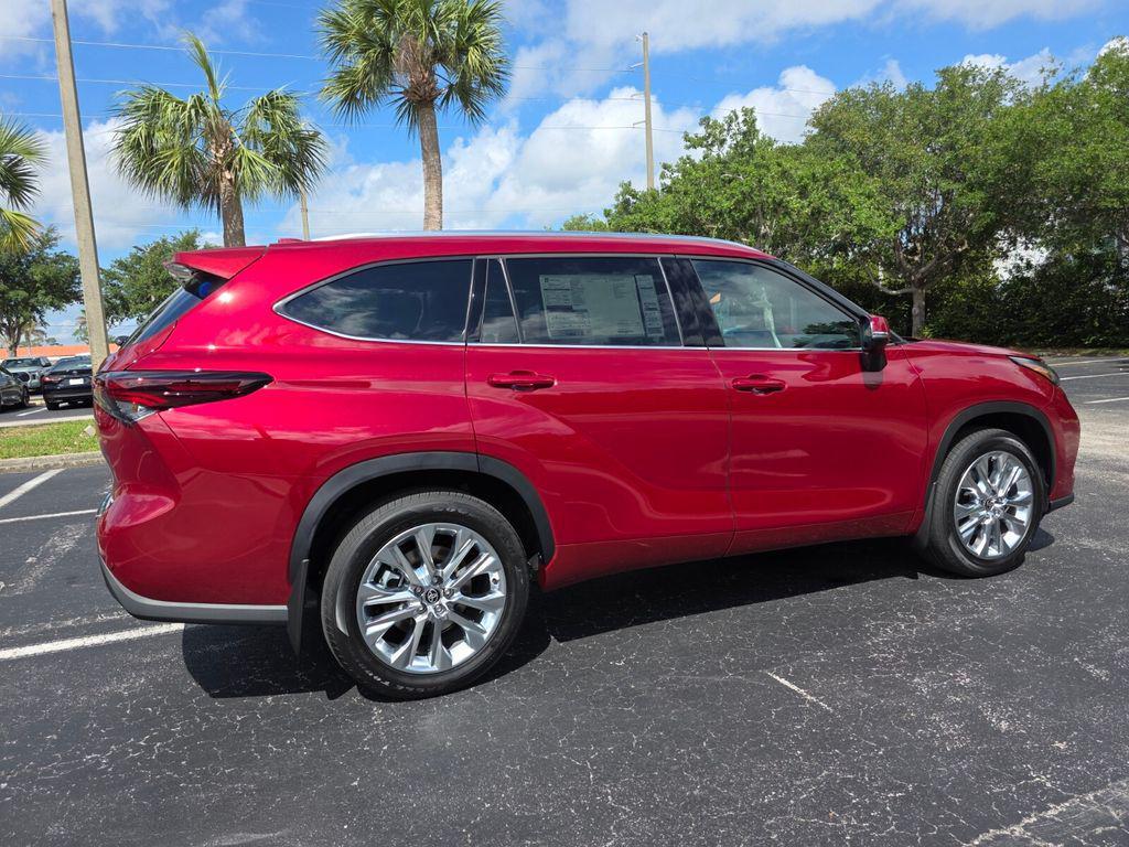 new 2026 Toyota Highlander car, priced at $55,059