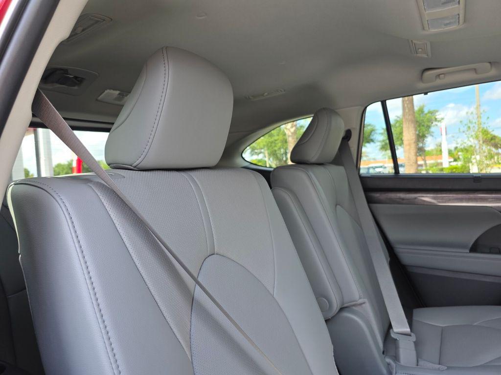 new 2026 Toyota Highlander car, priced at $55,059