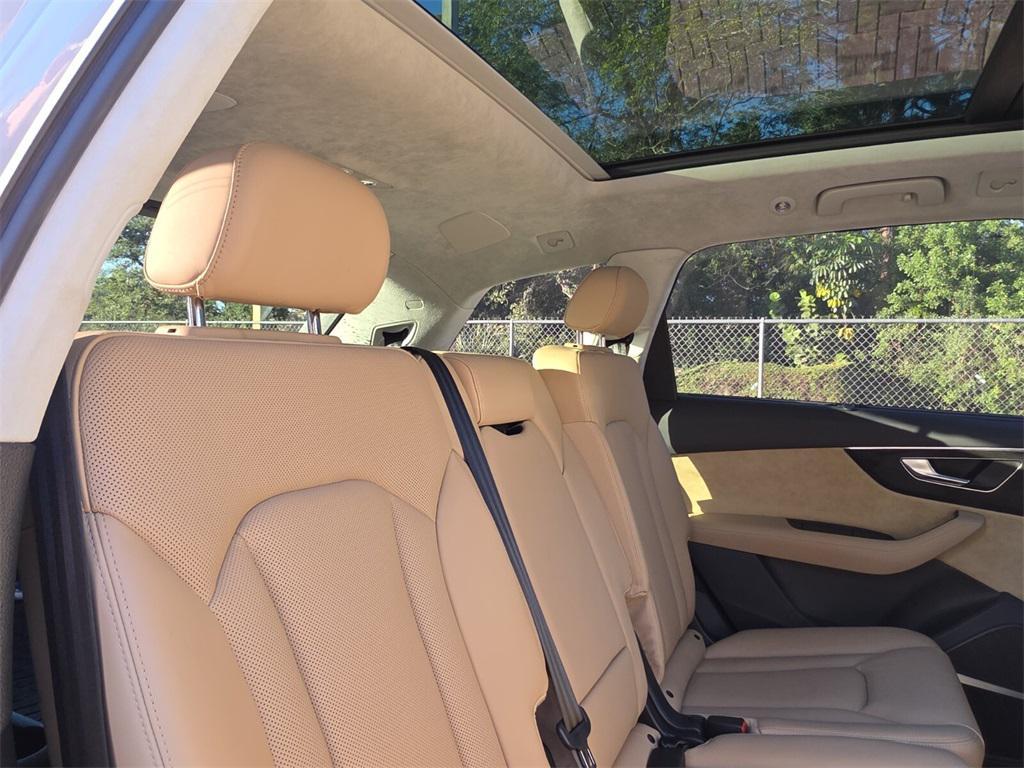 used 2021 Audi Q7 car, priced at $30,379