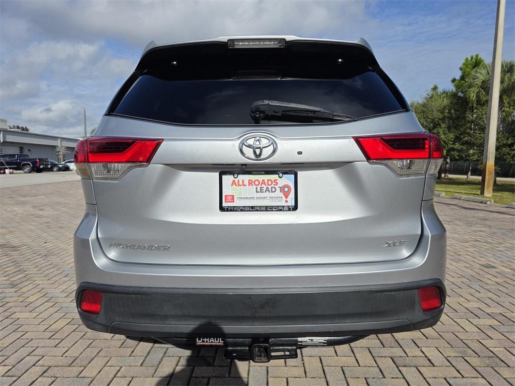 used 2017 Toyota Highlander car, priced at $17,592