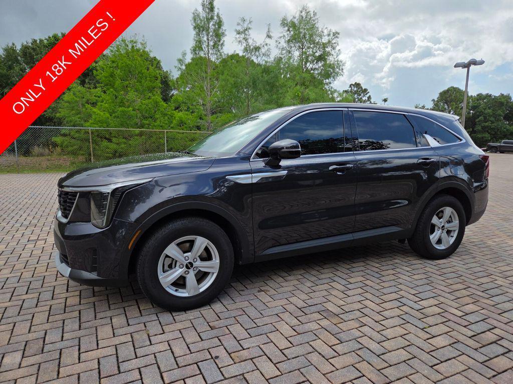 used 2025 Kia Sorento car, priced at $26,499