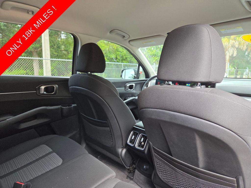 used 2025 Kia Sorento car, priced at $26,499