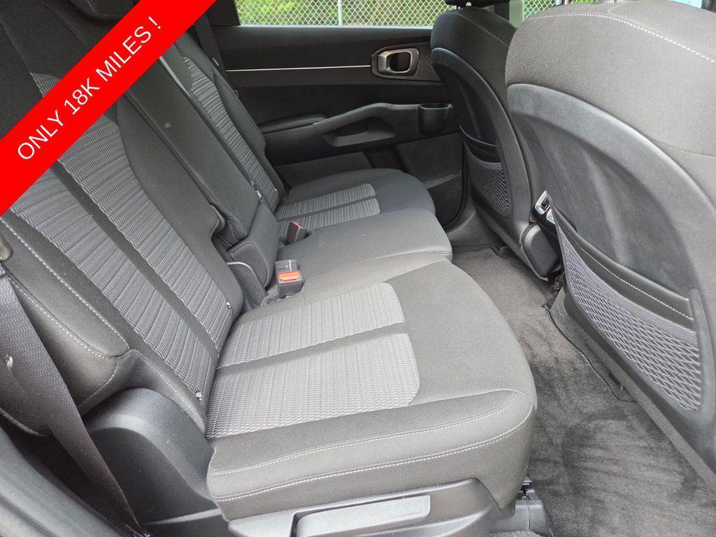 used 2025 Kia Sorento car, priced at $26,499