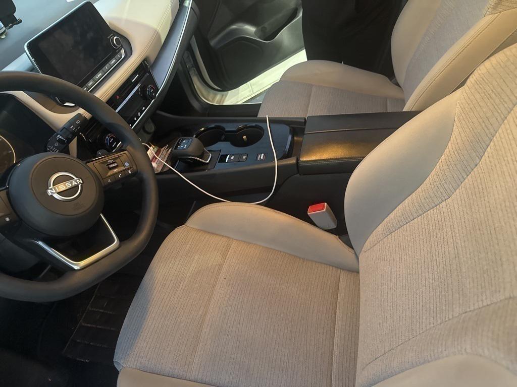 used 2023 Nissan Rogue car, priced at $18,622