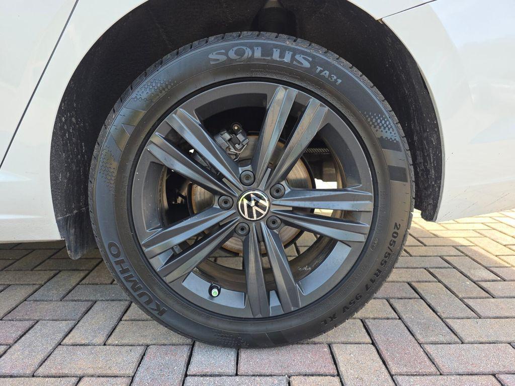 used 2024 Volkswagen Jetta car, priced at $15,999