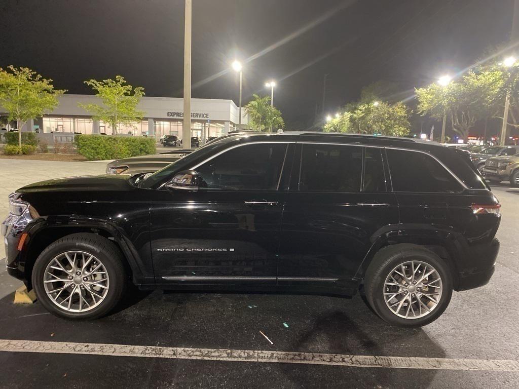 used 2022 Jeep Grand Cherokee car, priced at $37,132