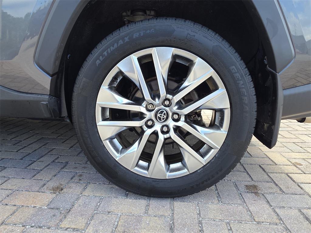 used 2020 Toyota RAV4 car, priced at $27,983