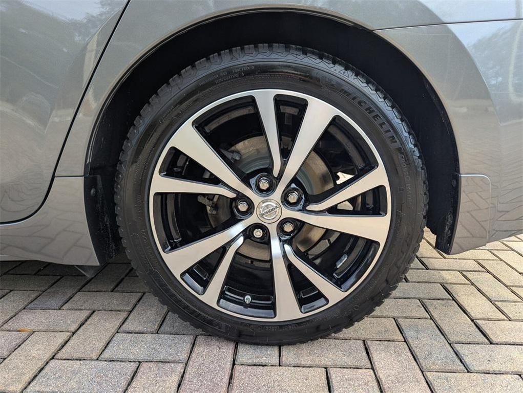 used 2018 Nissan Maxima car, priced at $15,364