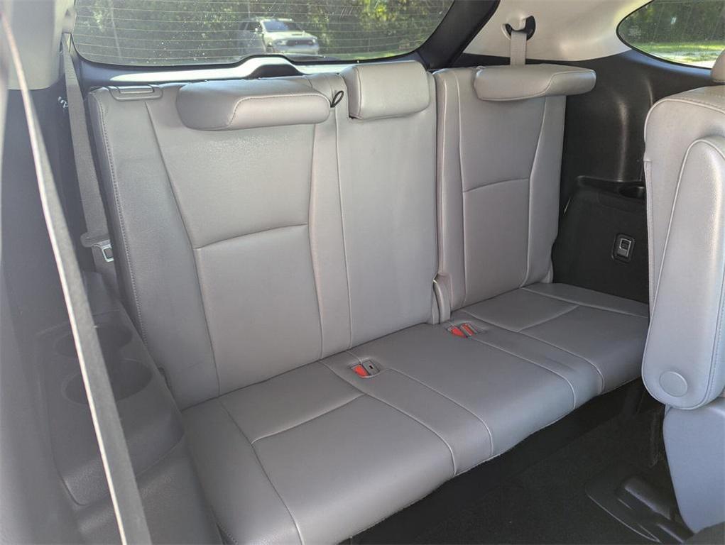 used 2020 Toyota Highlander car, priced at $22,976