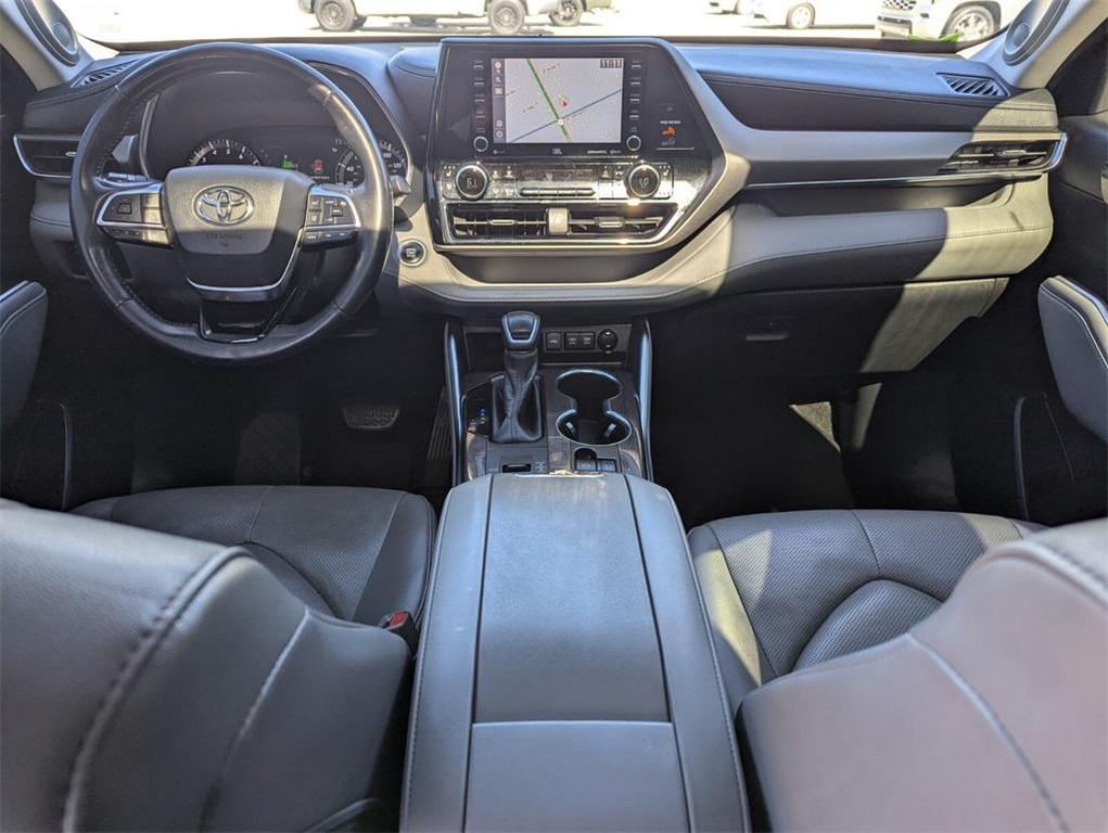 used 2020 Toyota Highlander car, priced at $22,976