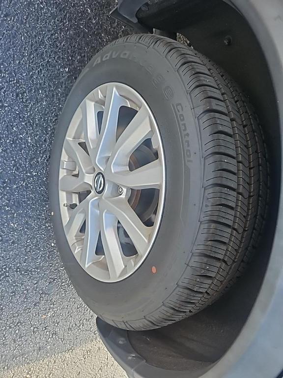 used 2020 Nissan Rogue Sport car, priced at $17,191