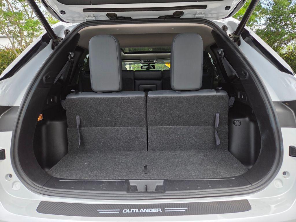 used 2024 Mitsubishi Outlander car, priced at $24,892