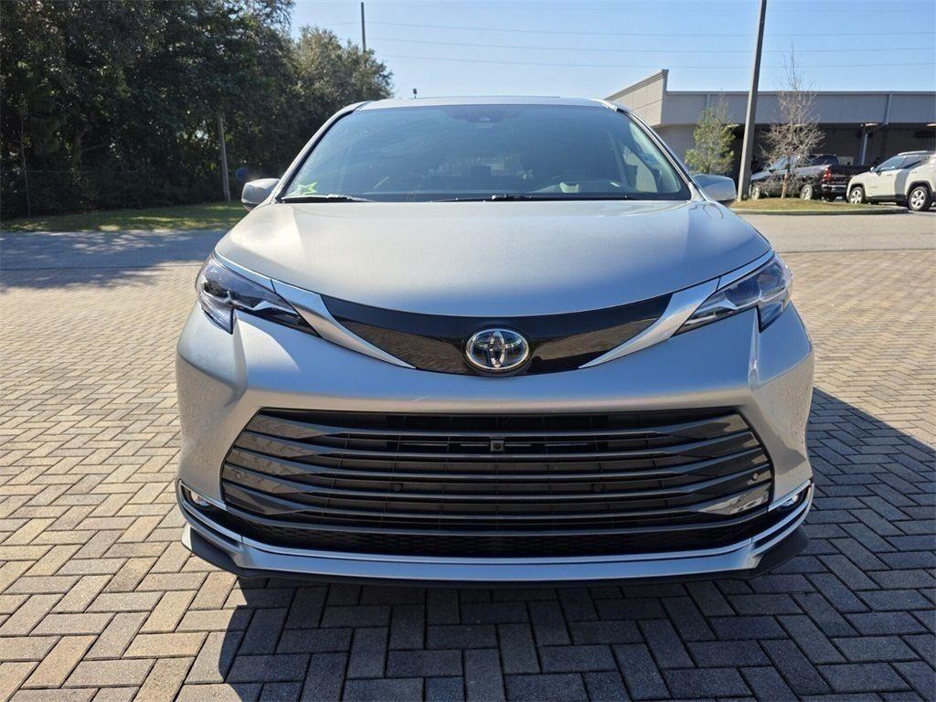 used 2025 Toyota Sienna car, priced at $51,639