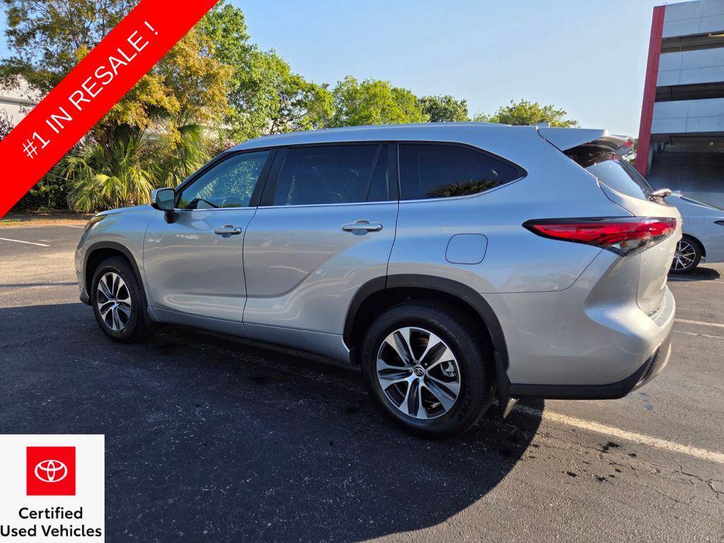 used 2023 Toyota Highlander car, priced at $34,629