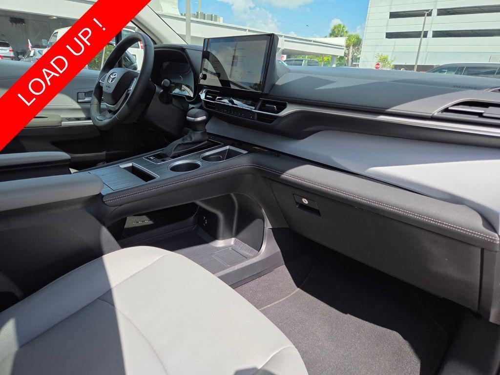 used 2025 Toyota Sienna car, priced at $43,993