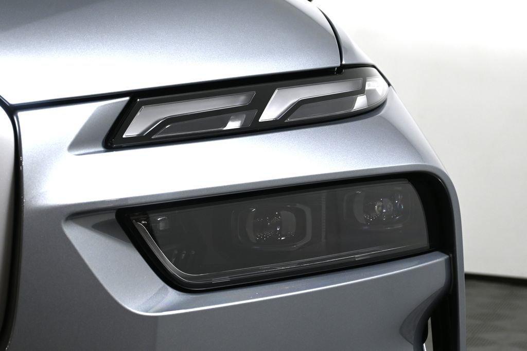 new 2026 BMW X7 car, priced at $94,800
