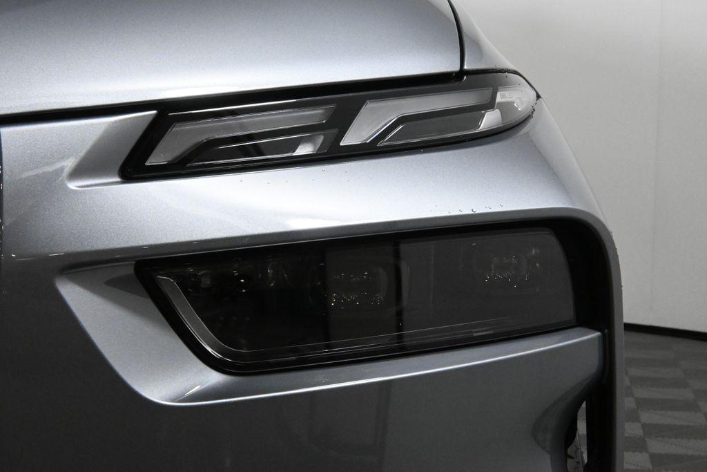 new 2026 BMW X7 car, priced at $93,625