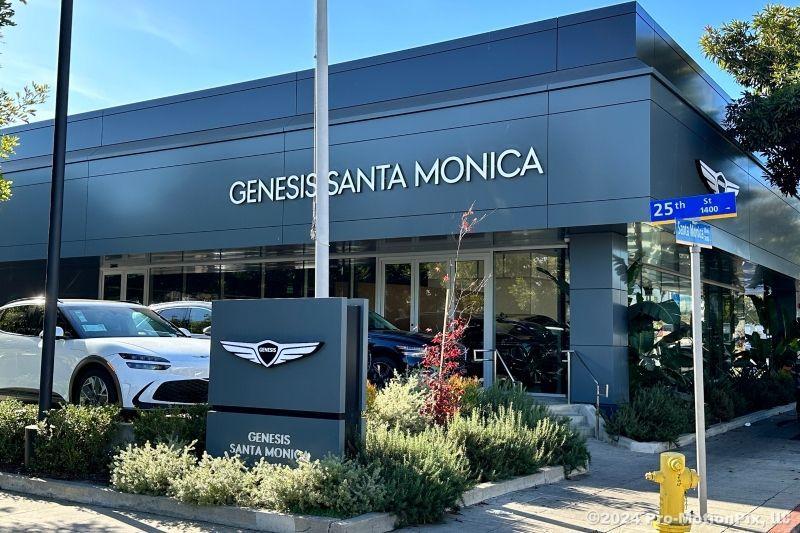 used 2022 Genesis G70 car, priced at $24,558
