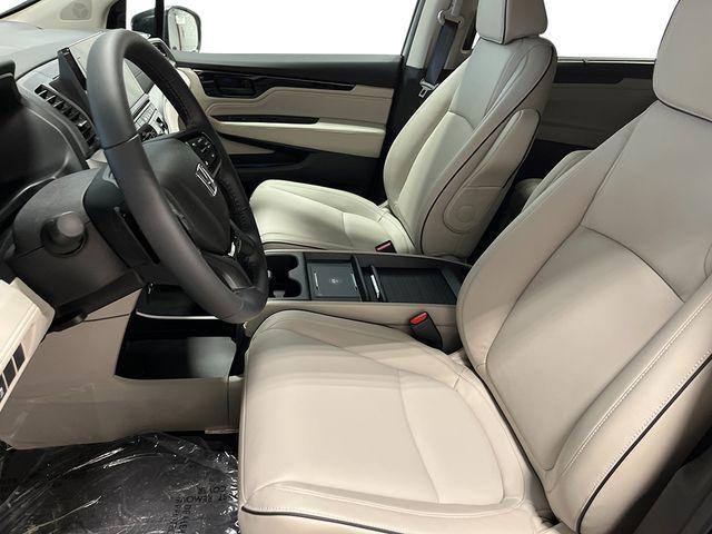 new 2026 Honda Odyssey car, priced at $46,084