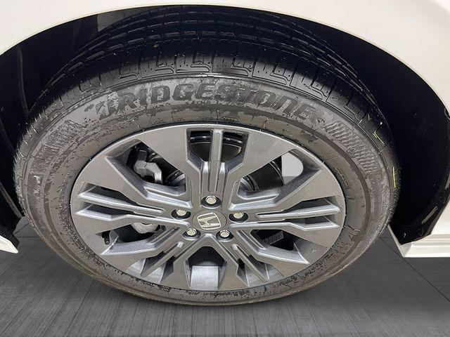 new 2026 Honda Odyssey car, priced at $45,998