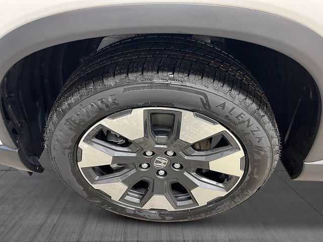 new 2026 Honda Pilot car, priced at $53,045