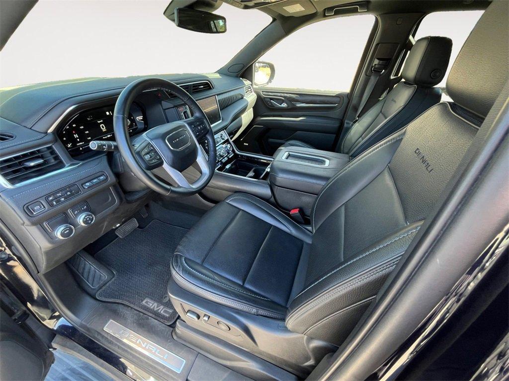 used 2023 GMC Yukon XL car, priced at $50,891
