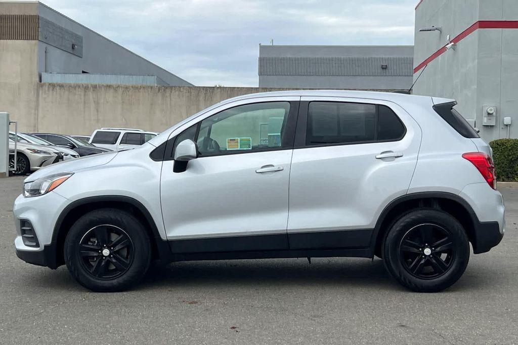 used 2022 Chevrolet Trax car, priced at $17,977