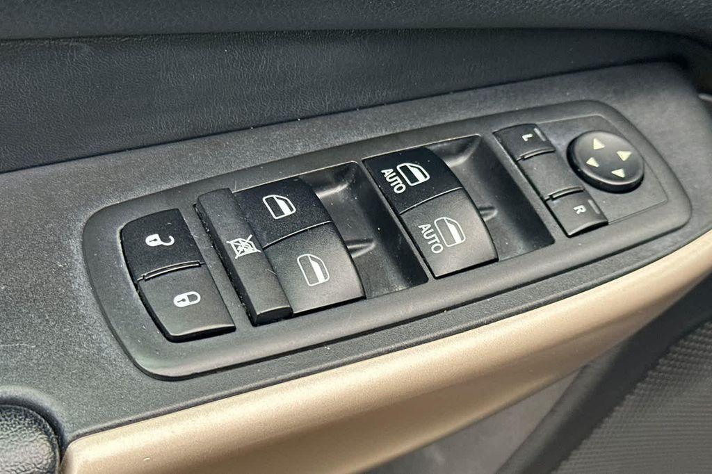 used 2017 Jeep Cherokee car, priced at $11,977