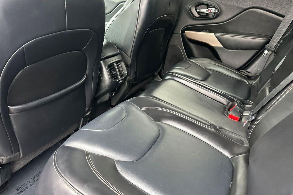 used 2017 Jeep Cherokee car, priced at $11,977