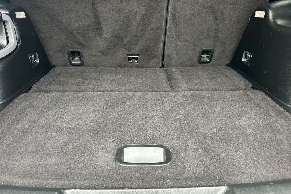 used 2017 Jeep Cherokee car, priced at $11,977