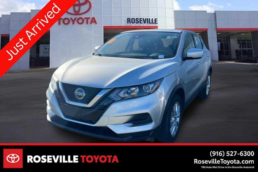 used 2021 Nissan Rogue Sport car, priced at $15,999