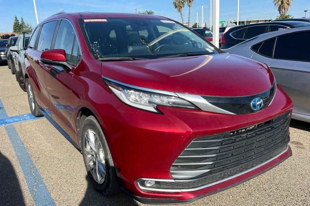 used 2024 Toyota Sienna car, priced at $57,999