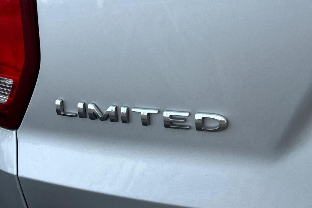 used 2019 Ford Explorer car, priced at $15,999