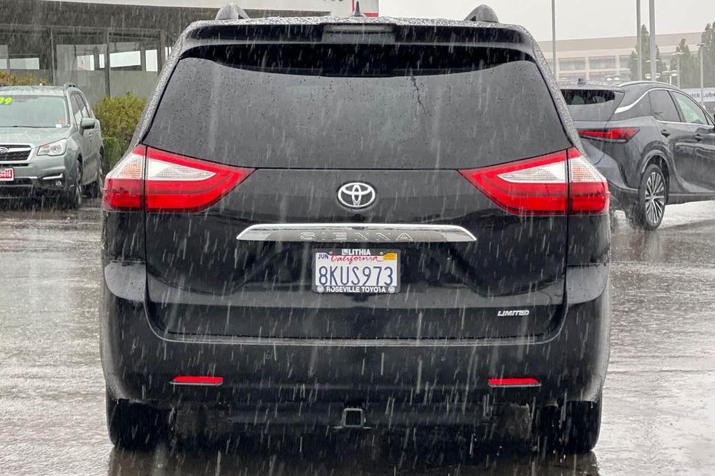 used 2019 Toyota Sienna car, priced at $30,477