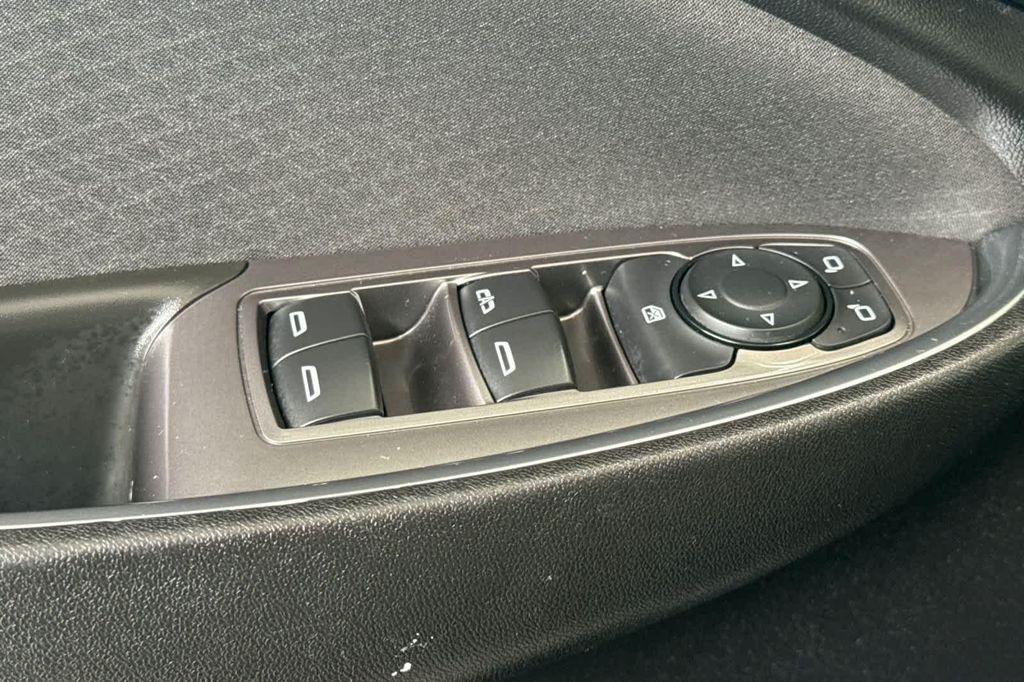 used 2020 Chevrolet Malibu car, priced at $10,977