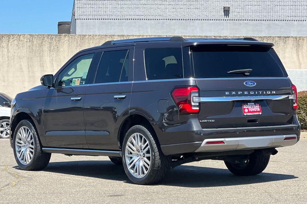 used 2024 Ford Expedition car, priced at $56,999