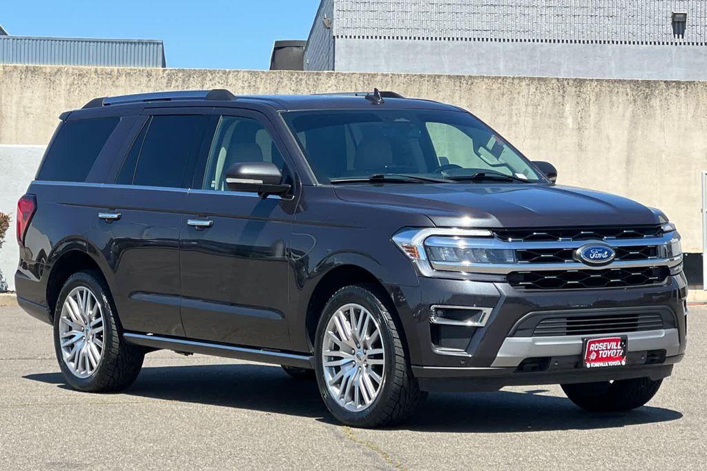used 2024 Ford Expedition car, priced at $56,999