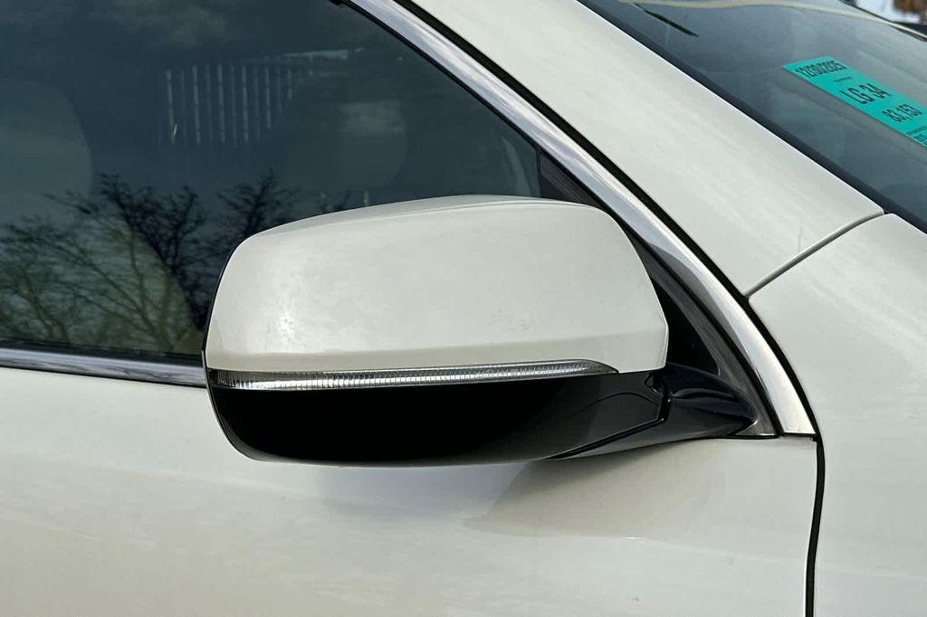 used 2015 Acura MDX car, priced at $18,999