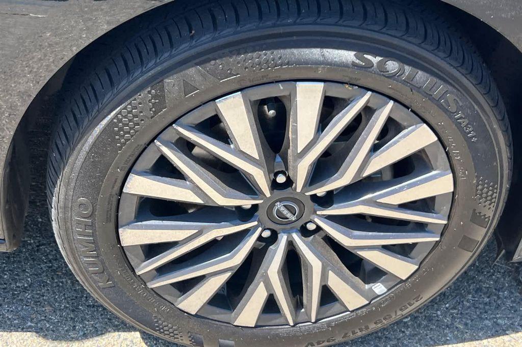 used 2025 Nissan Altima car, priced at $23,084