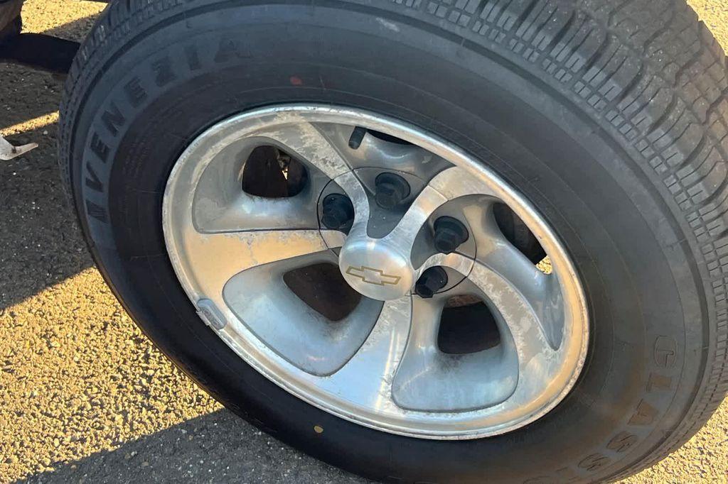 used 2003 Chevrolet S-10 car, priced at $10,999