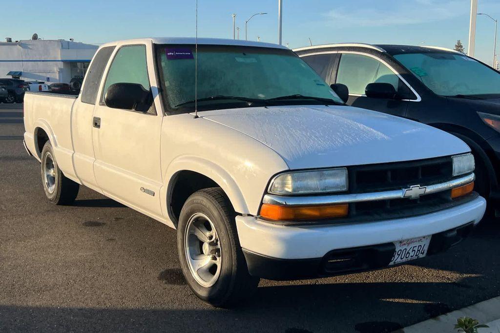 used 2003 Chevrolet S-10 car, priced at $10,999
