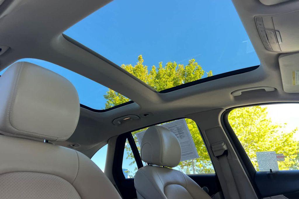 used 2019 Mercedes-Benz GLC 300 car, priced at $16,977