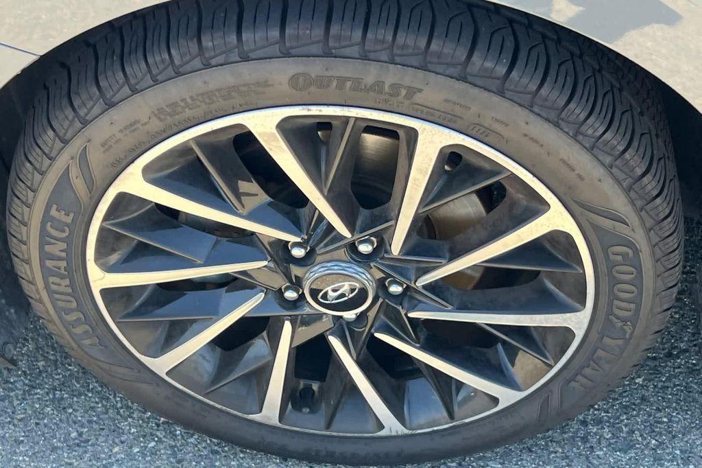 used 2020 Hyundai Sonata car, priced at $18,999