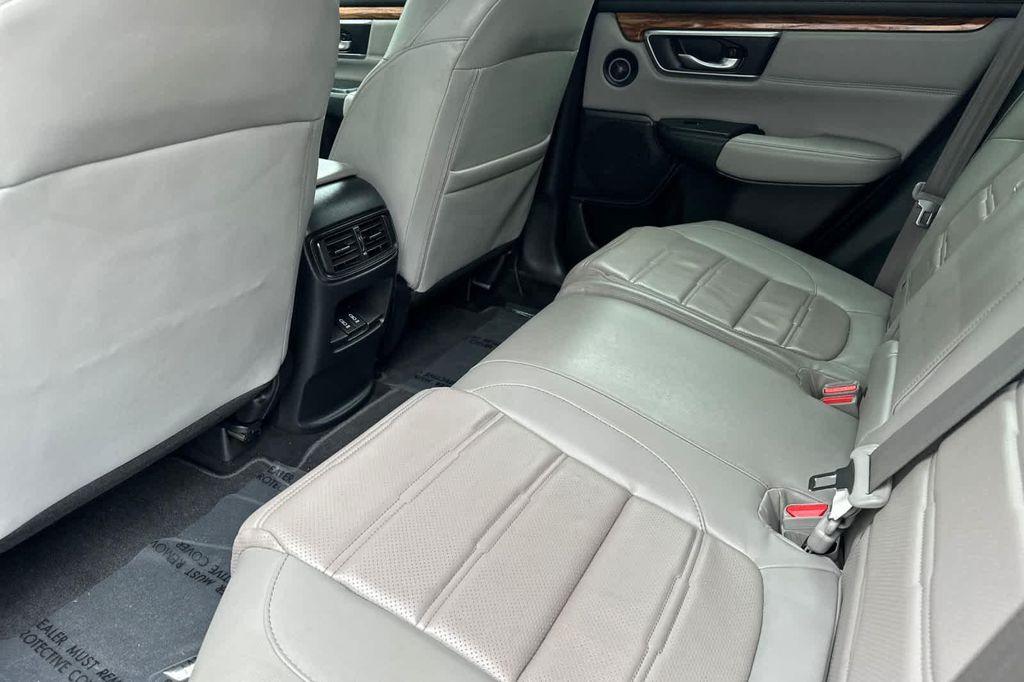 used 2017 Honda CR-V car, priced at $23,128