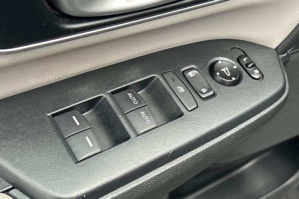 used 2017 Honda CR-V car, priced at $17,977