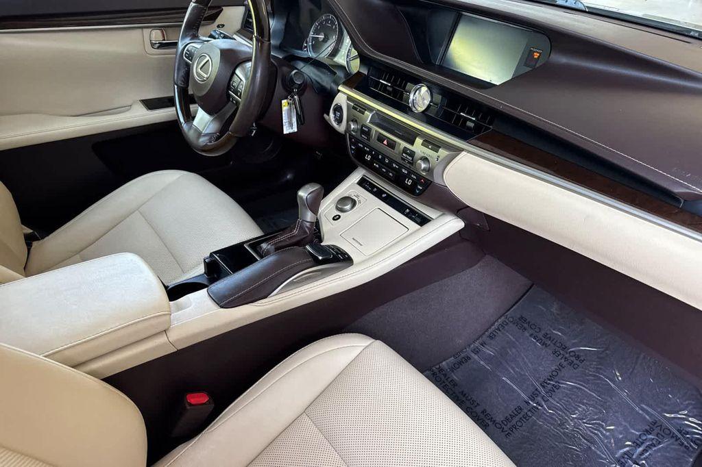used 2018 Lexus ES 350 car, priced at $20,999