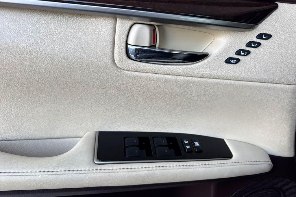used 2018 Lexus ES 350 car, priced at $20,999